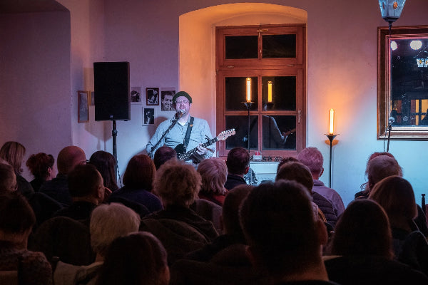 Zachari Smith Live at a Castle in Germany